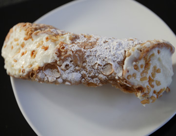 sicilian cannoli, not to be missed